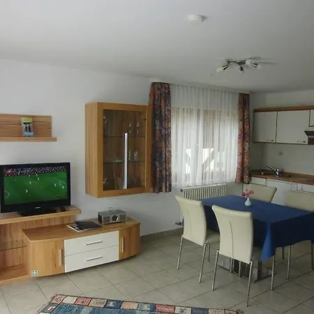 Διαμέρισμα Ferienwohnung Haus Monika Lohr Φριντρισχάφεν